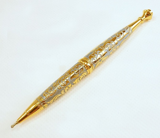 Подарочная ручка "Женская"