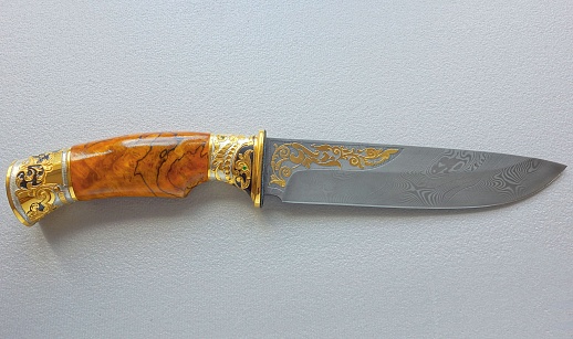 Нож с подставкой "Дракон"